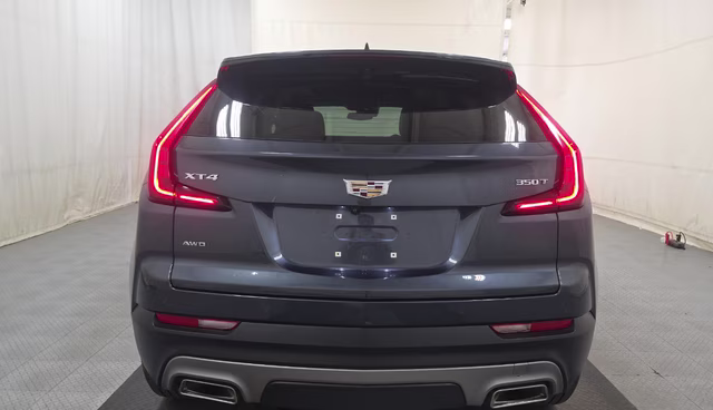2021 Gray Cadillac XT4 Premium Luxury AWD SUV