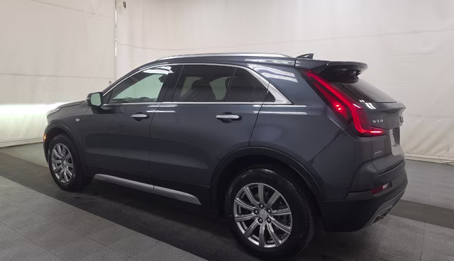 2021 Gray Cadillac XT4 Premium Luxury AWD SUV