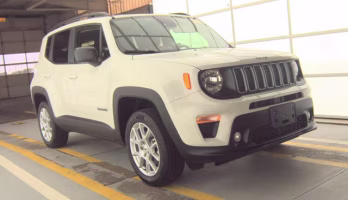 2023 Alpine White Clearcoat Jeep Renegade Latitude 4X4 SUV