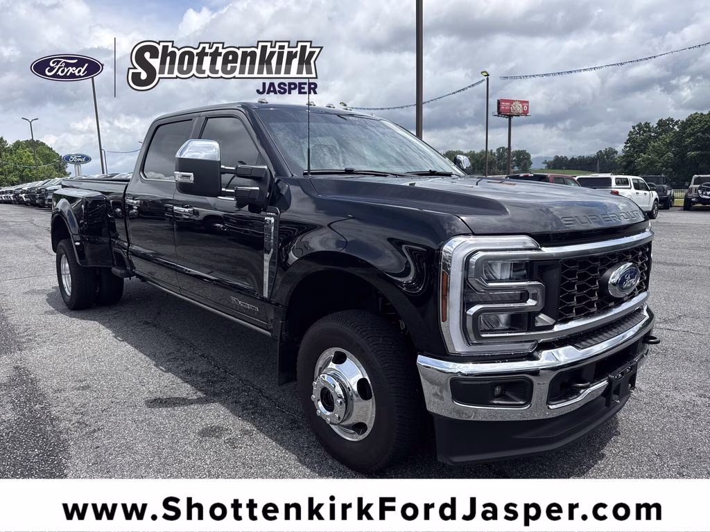 2025 Black Metallic Ford Super Duty F-350 DRW Lariat 4X4 Truck