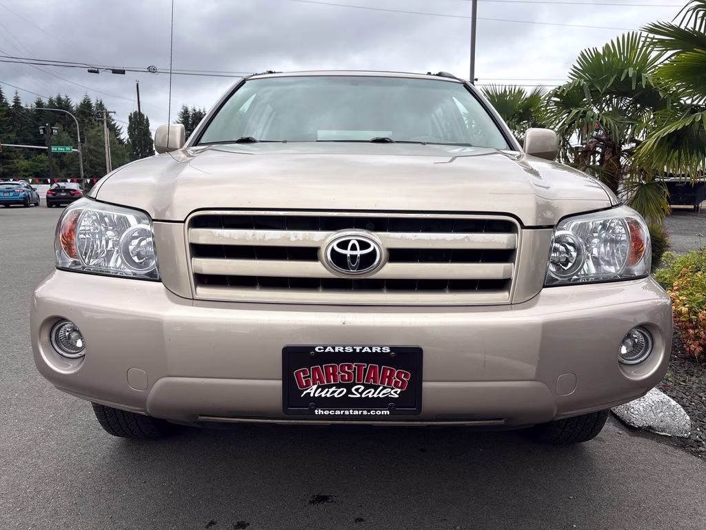 2007 Sonora Gold Pearl Toyota Highlander Base FWD SUV