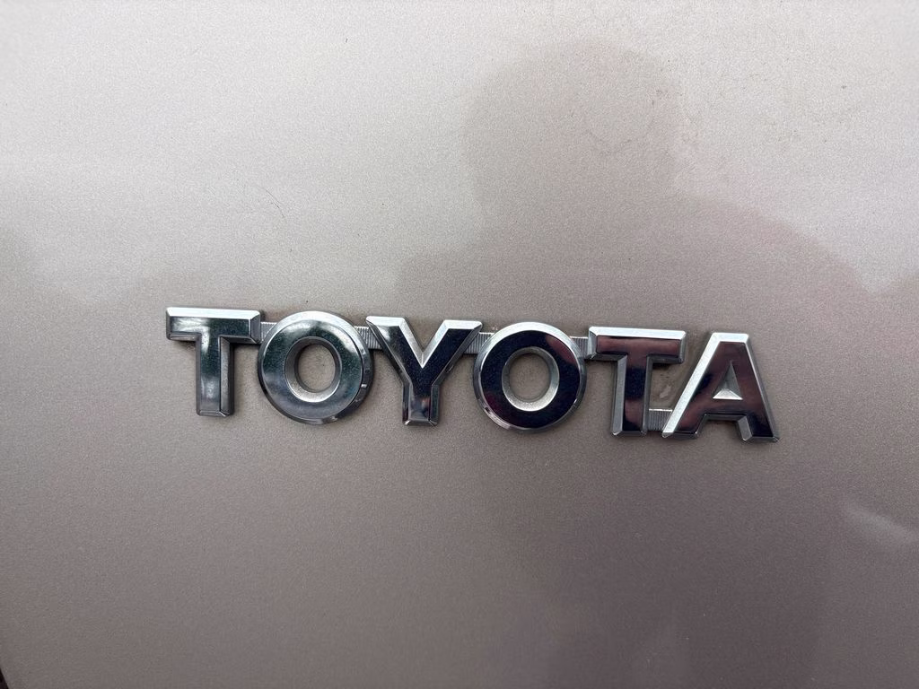 2007 Sonora Gold Pearl Toyota Highlander Base FWD SUV
