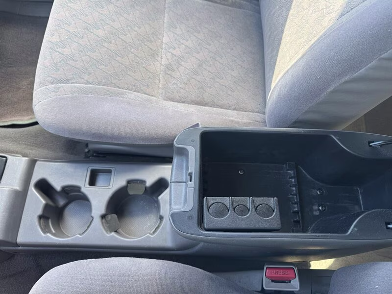 2002 Lunar Mist Metallic Toyota Tacoma PreRunner V6 RWD Truck