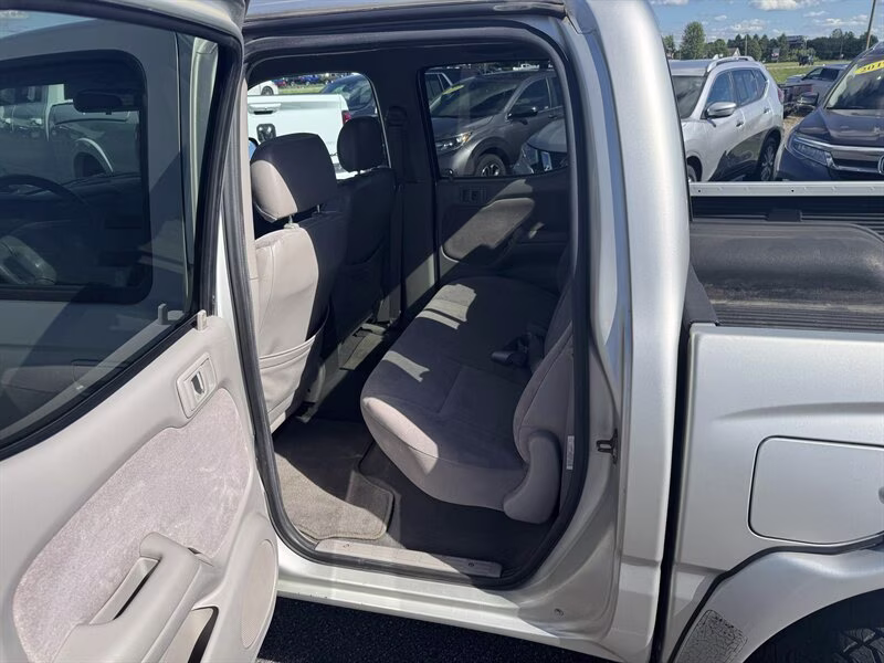2002 Lunar Mist Metallic Toyota Tacoma PreRunner V6 RWD Truck