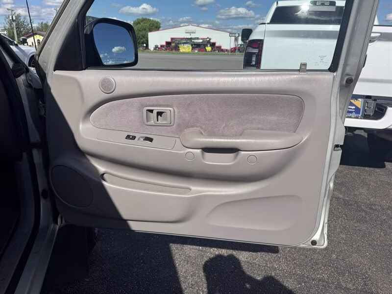 2002 Lunar Mist Metallic Toyota Tacoma PreRunner V6 RWD Truck