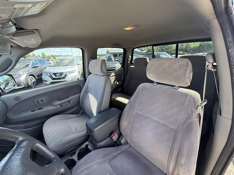2002 Lunar Mist Metallic Toyota Tacoma PreRunner V6 RWD Truck
