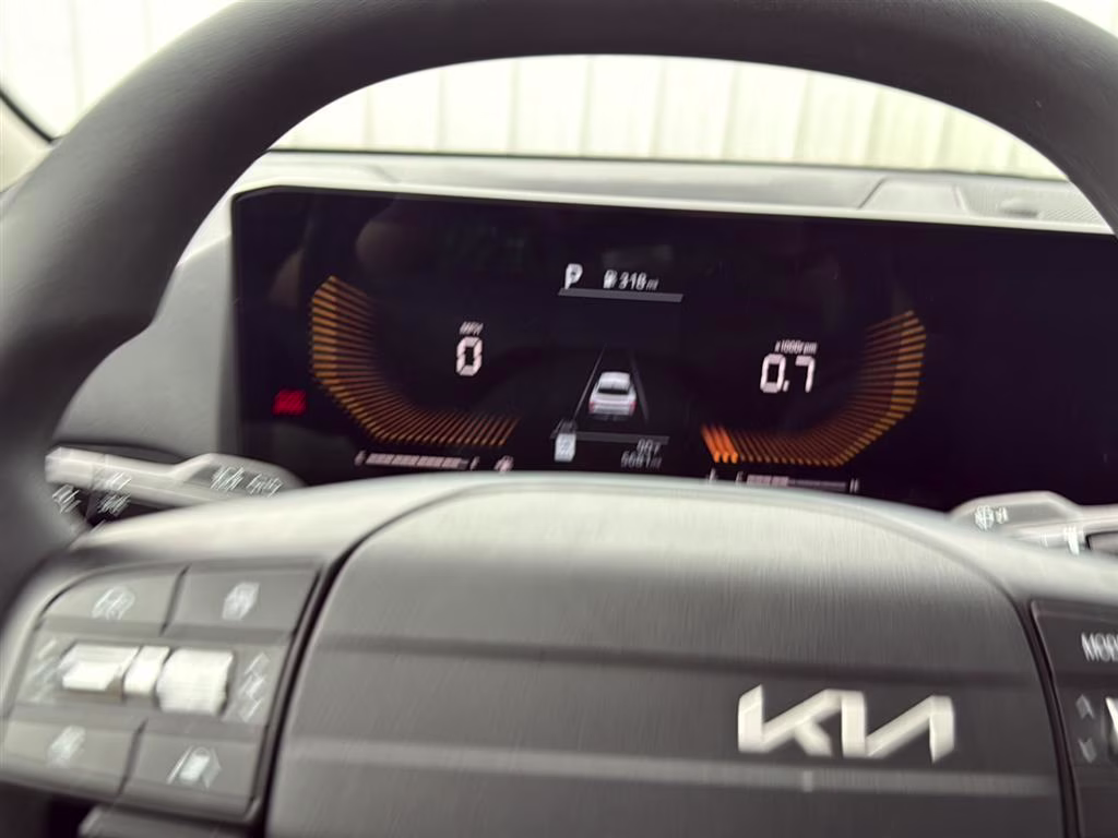 2025 MORNING HAZE Kia K4 (2.0L) LXS FWD FWD
