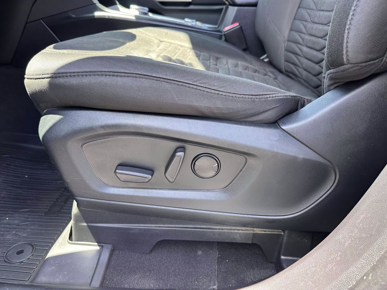 2021 Carbonized Gray Metallic Ford Explorer XLT 4WD 4X4 SUV
