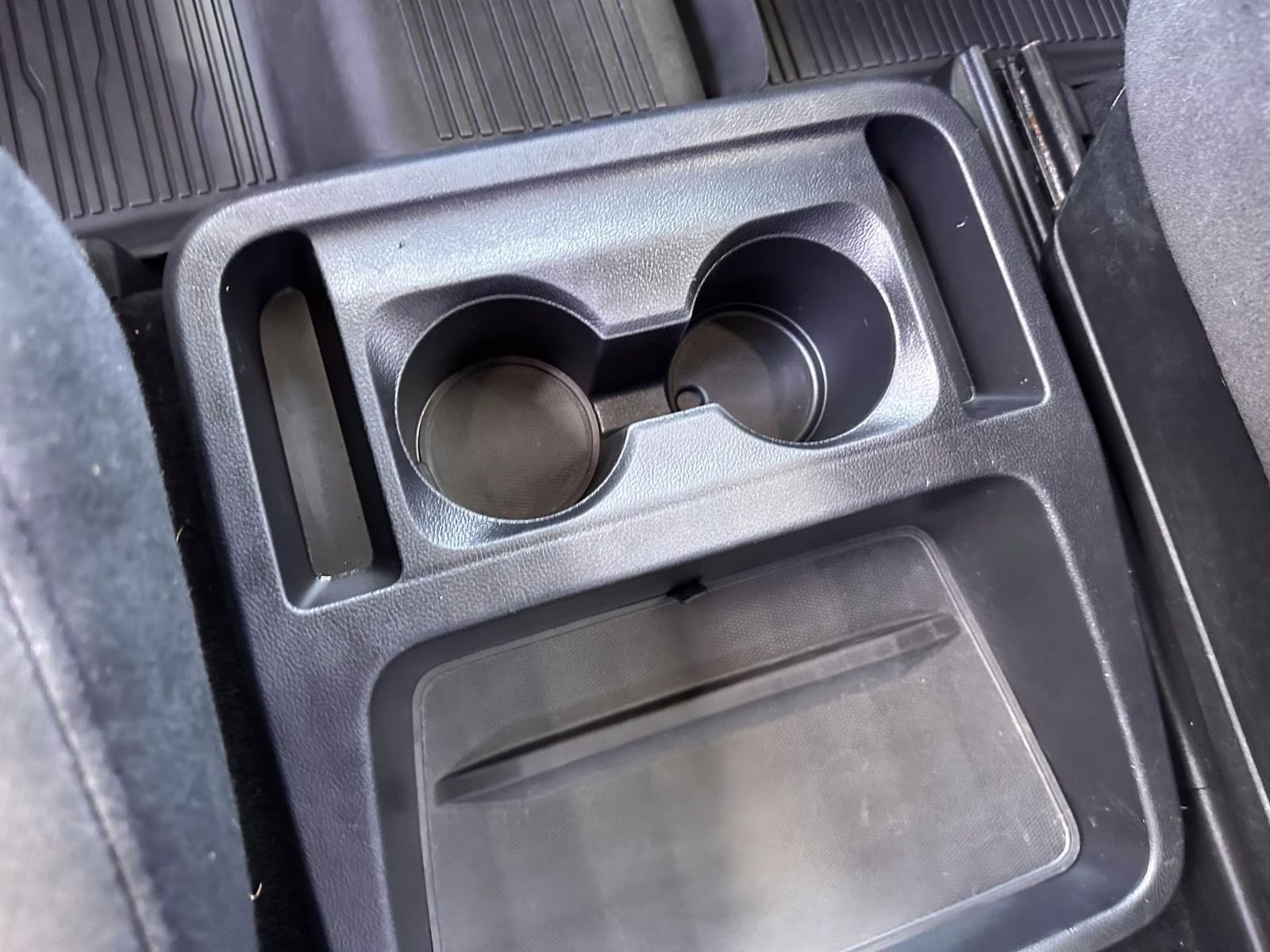 2021 Carbonized Gray Metallic Ford Explorer XLT 4WD 4X4 SUV