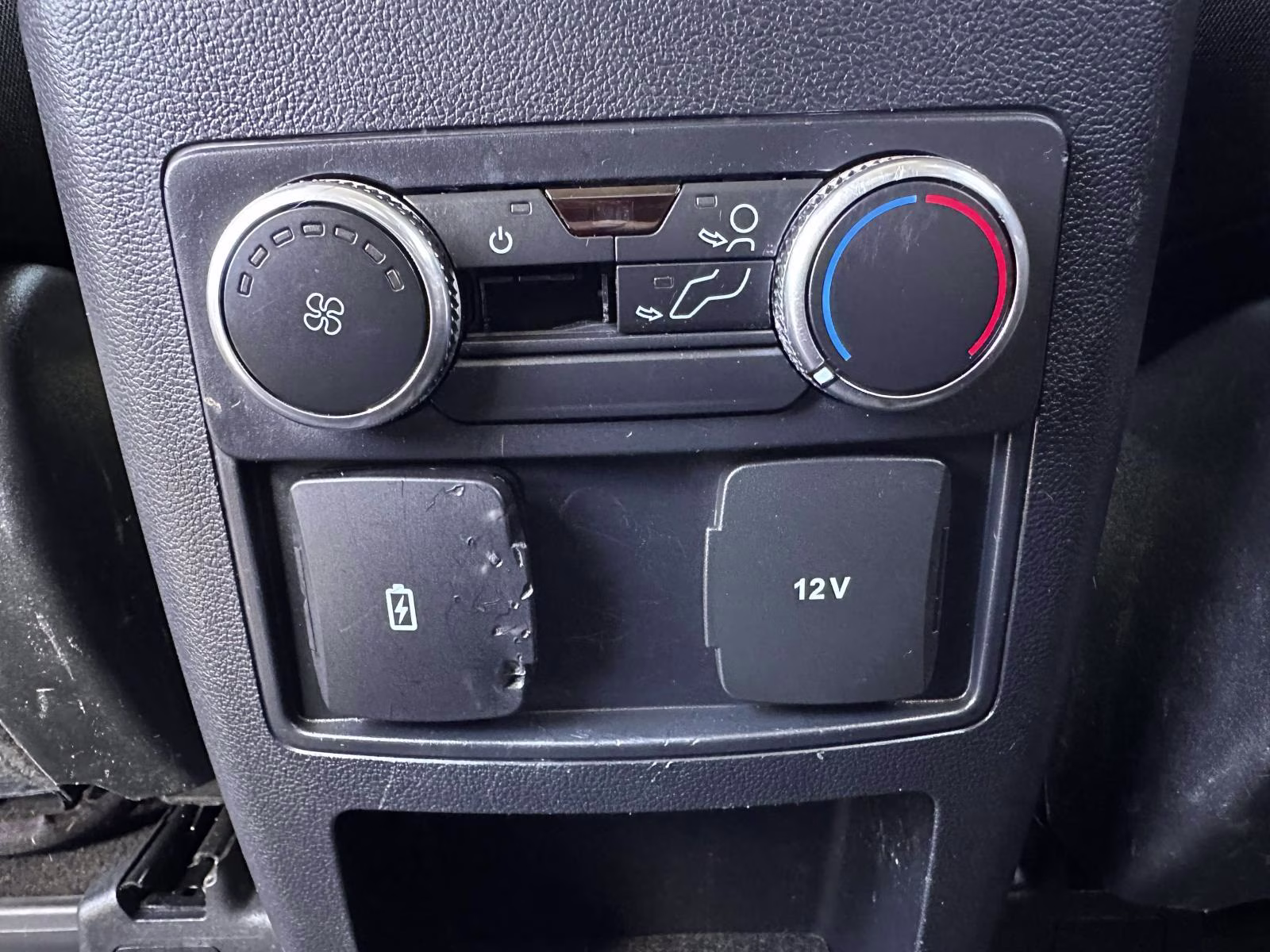 2021 Carbonized Gray Metallic Ford Explorer XLT 4WD 4X4 SUV