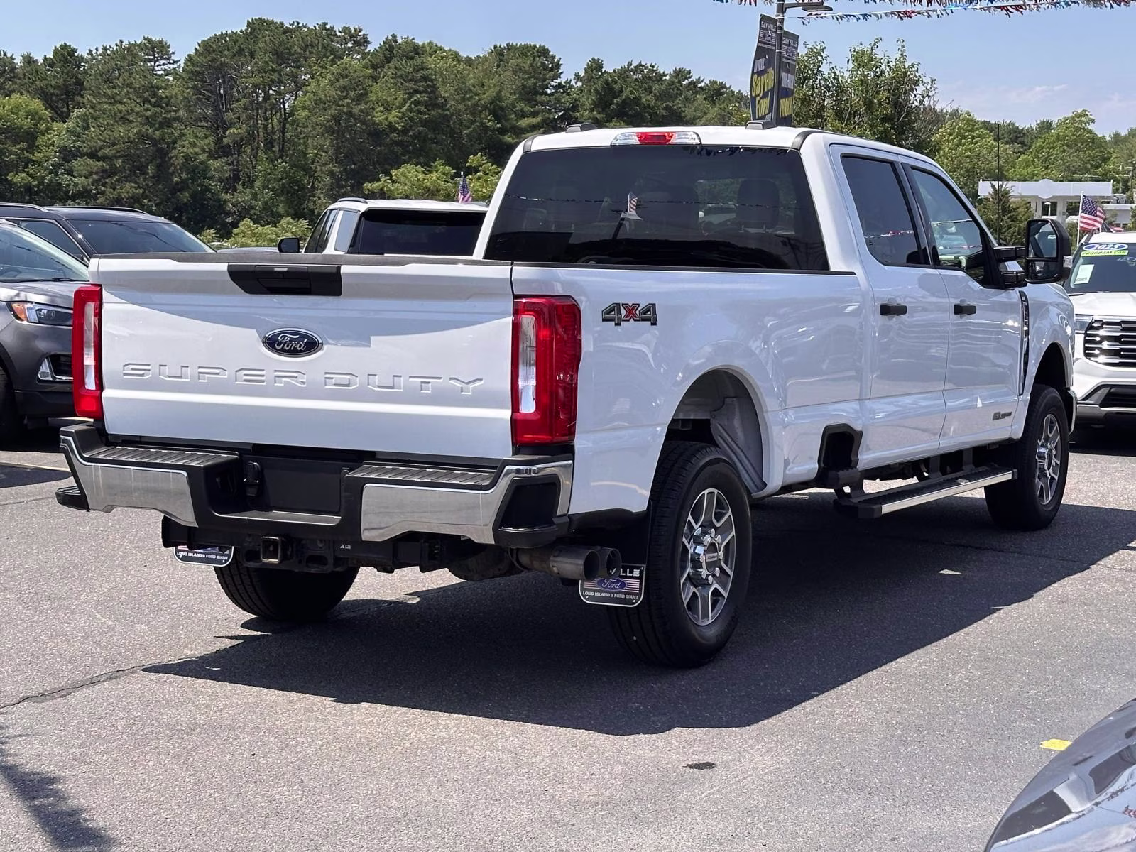 2025 Oxford White Ford Super Duty F-250 SRW XLT 4WD Crew Cab 6.75' Box 4X4 Truck