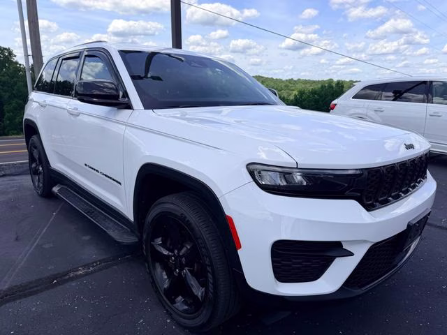 2023 WHITE Jeep Grand Cherokee Altitude X 4X4 SUV