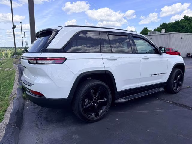 2023 WHITE Jeep Grand Cherokee Altitude X 4X4 SUV