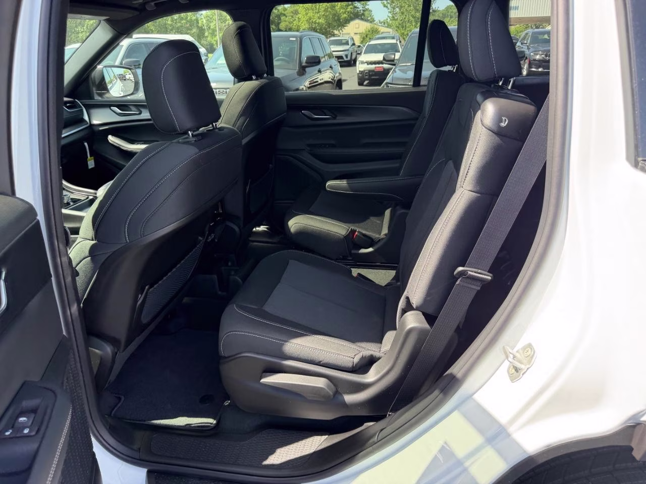 2026 Bright White Clearcoat Jeep Grand Cherokee L Laredo X 4X4 SUV