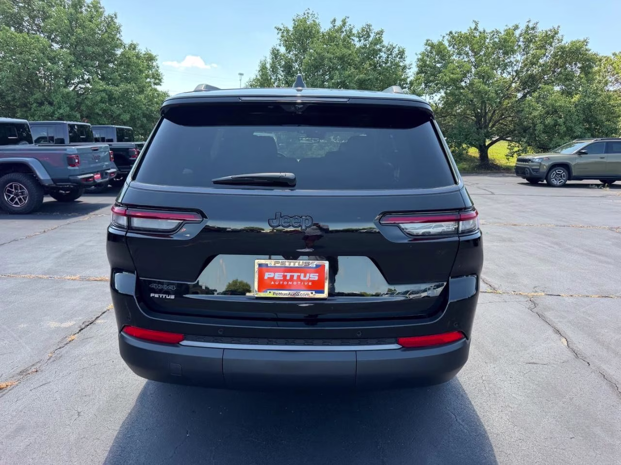 2026 Diamond Black Crystal Pearlcoat Jeep Grand Cherokee L 85th Anniversary Edition 4X4 SUV