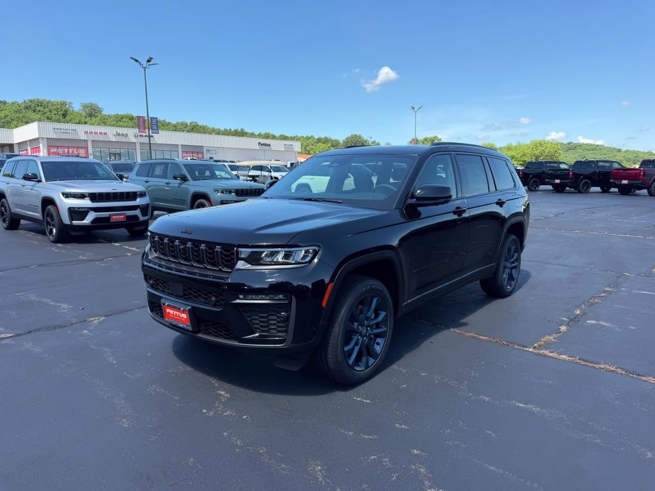 2026 Diamond Black Crystal Pearlcoat Jeep Grand Cherokee L 85th Anniversary Edition 4X4 SUV