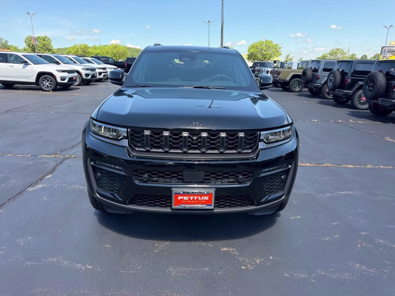2026 Diamond Black Crystal Pearlcoat Jeep Grand Cherokee L 85th Anniversary Edition 4X4 SUV