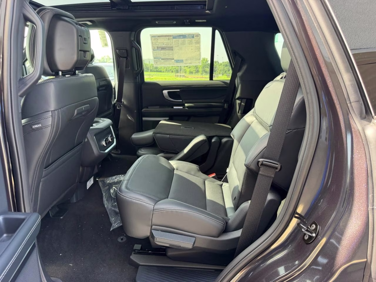 2026 Dark Matter Gray Metallic Ford Expedition Platinum 4X4 SUV