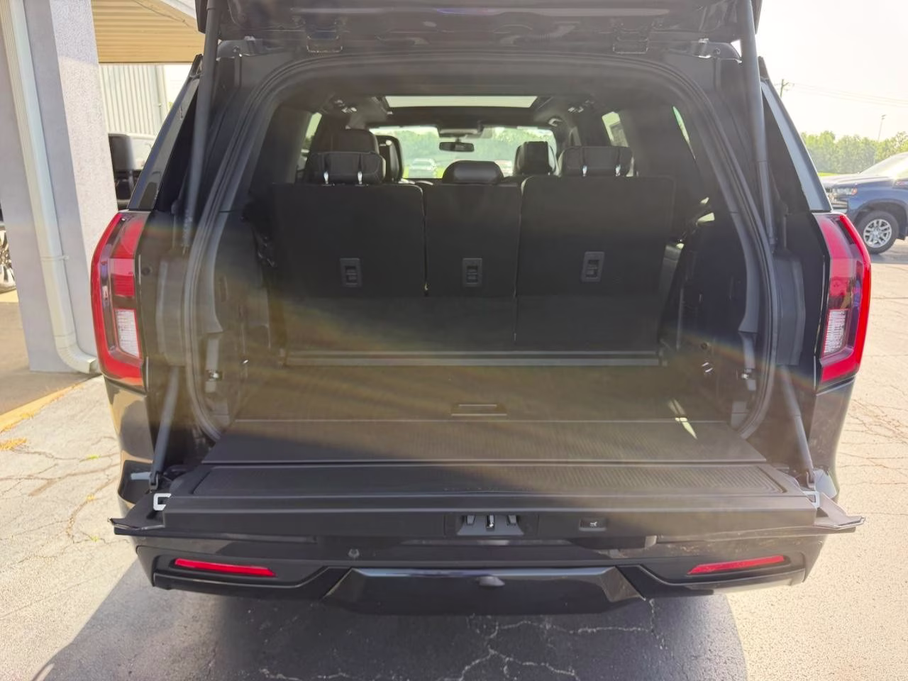 2026 Dark Matter Gray Metallic Ford Expedition Platinum 4X4 SUV