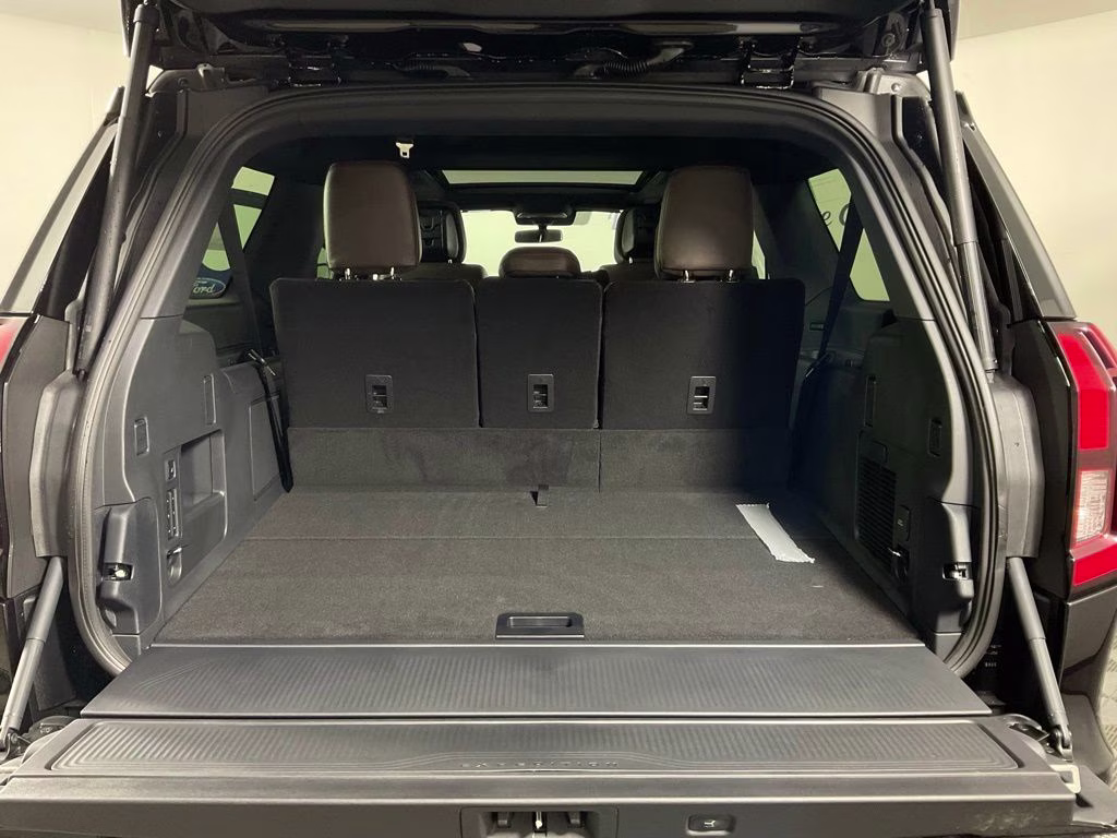 2027 Black Metallic Ford Expedition Max King Ranch 4X4 SUV