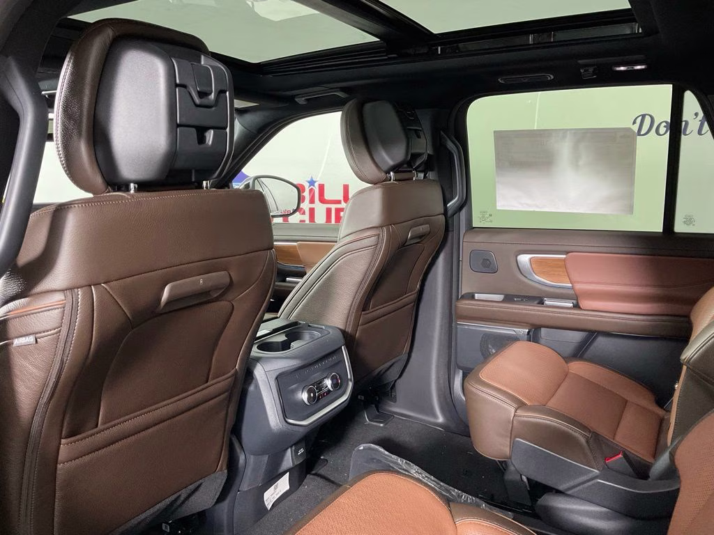 2027 Black Metallic Ford Expedition Max King Ranch 4X4 SUV