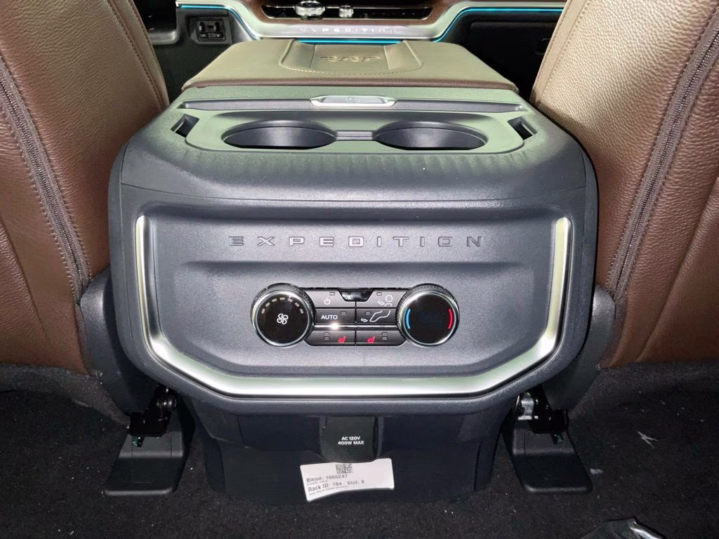 2027 Black Metallic Ford Expedition Max King Ranch 4X4 SUV