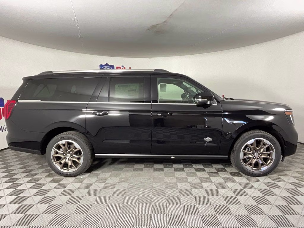 2027 Black Metallic Ford Expedition Max King Ranch 4X4 SUV