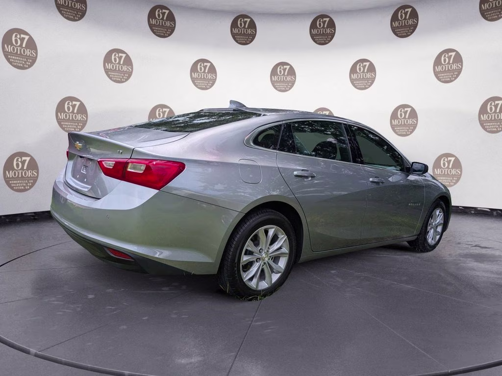 2024 Sterling Gray Metallic Chevrolet Malibu LT FWD Sedan