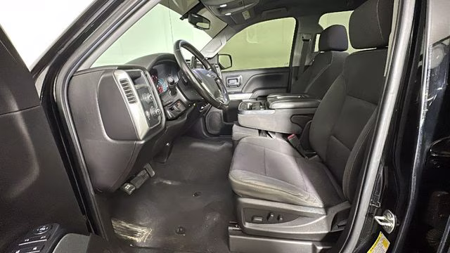 2018 Black Chevrolet Silverado 1500 LT 4X4 Truck