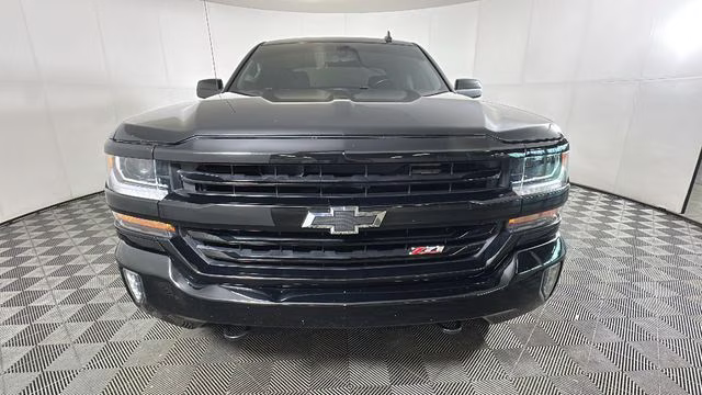 2018 Black Chevrolet Silverado 1500 LT 4X4 Truck