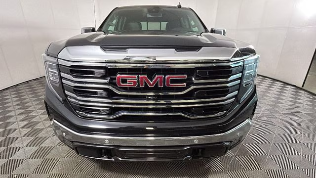 2024 Onyx Black GMC Sierra 1500 SLT 4X4 Truck