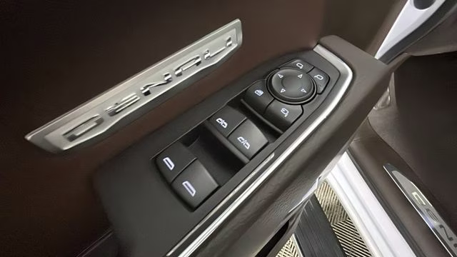 2023 White Frost Tricoat GMC Sierra 1500 Denali 4X4 Truck