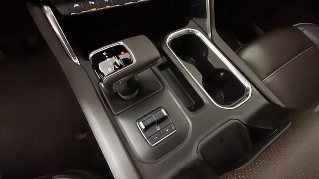 2023 White Frost Tricoat GMC Sierra 1500 Denali 4X4 Truck