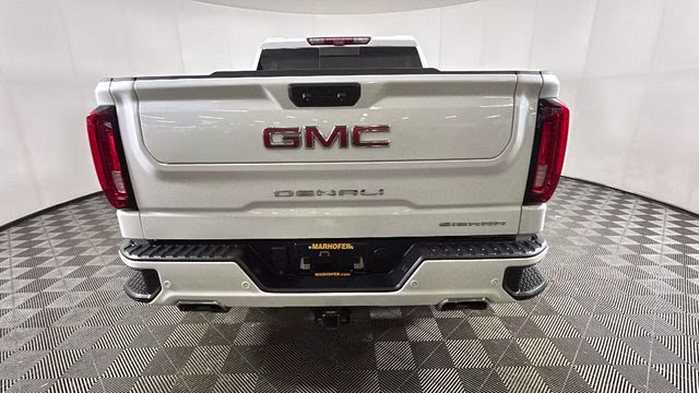 2023 White Frost Tricoat GMC Sierra 1500 Denali 4X4 Truck