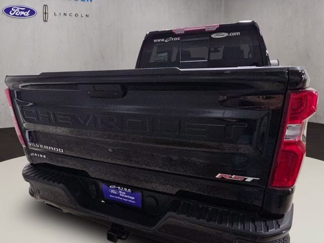 2020 Black Chevrolet Silverado 1500 RST 4X4 Truck