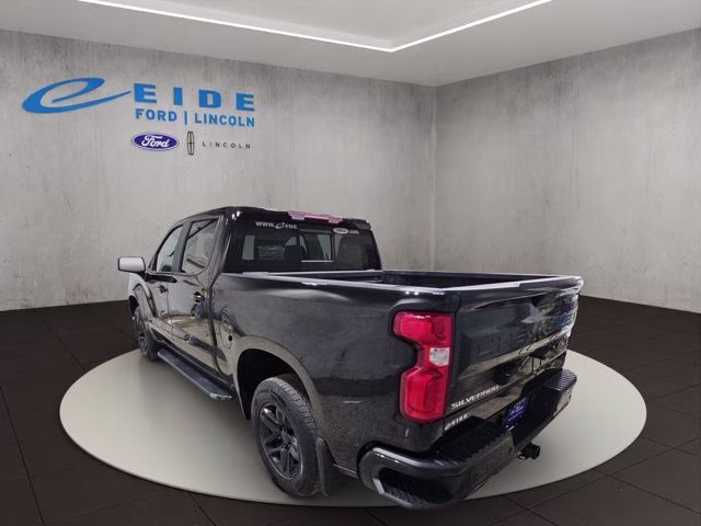 2020 Black Chevrolet Silverado 1500 RST 4X4 Truck
