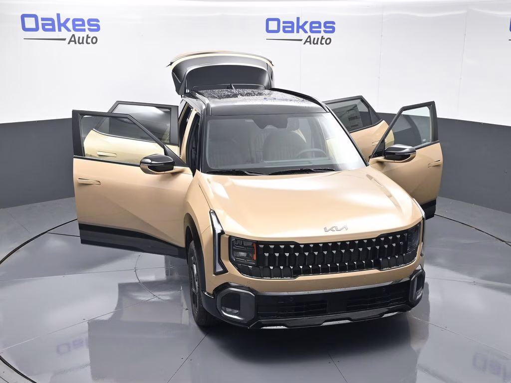 2027 Terrain Brown Kia Seltos X-Line S AWD SUV