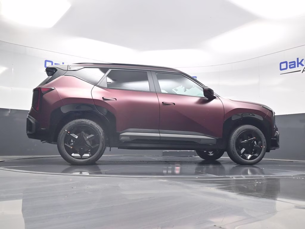 2027 Magma Red Matte Kia Seltos X-Line S AWD SUV