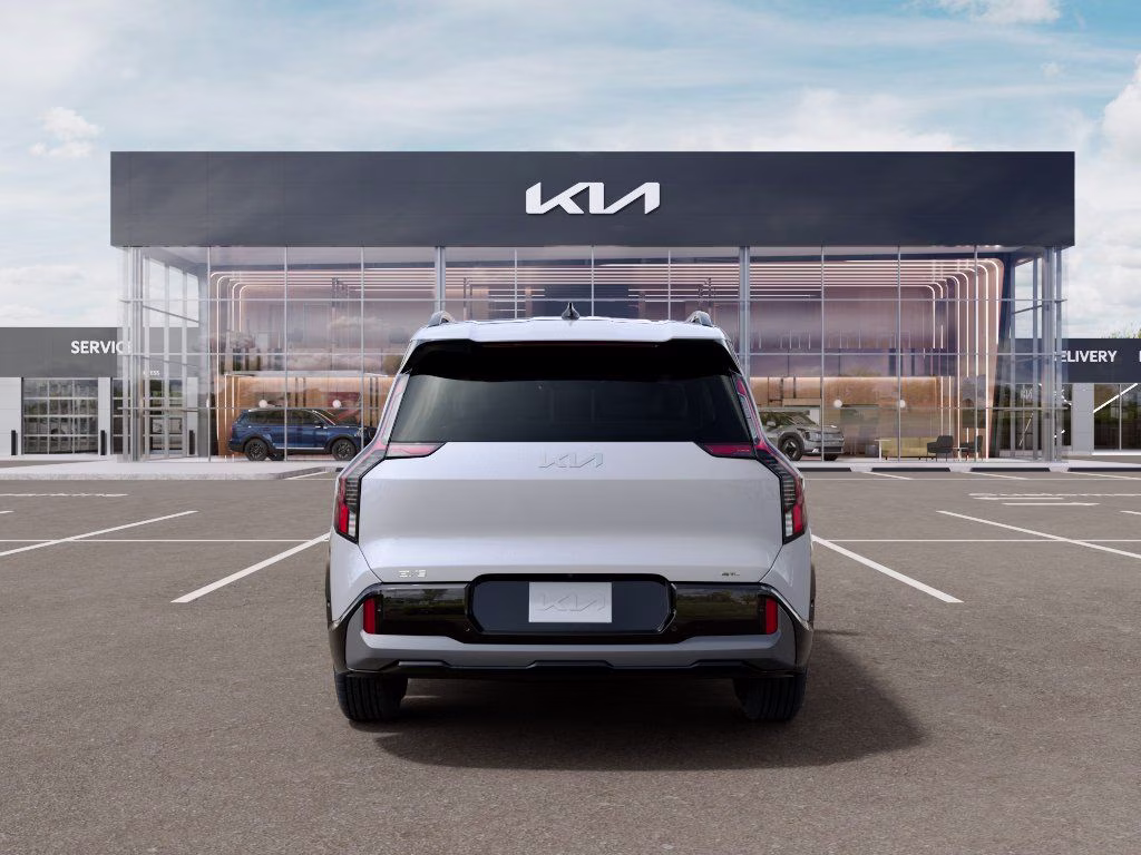 2026 Glacial White Pearl/Ebony Black Roof Kia EV9 GT-Line AWD SUV