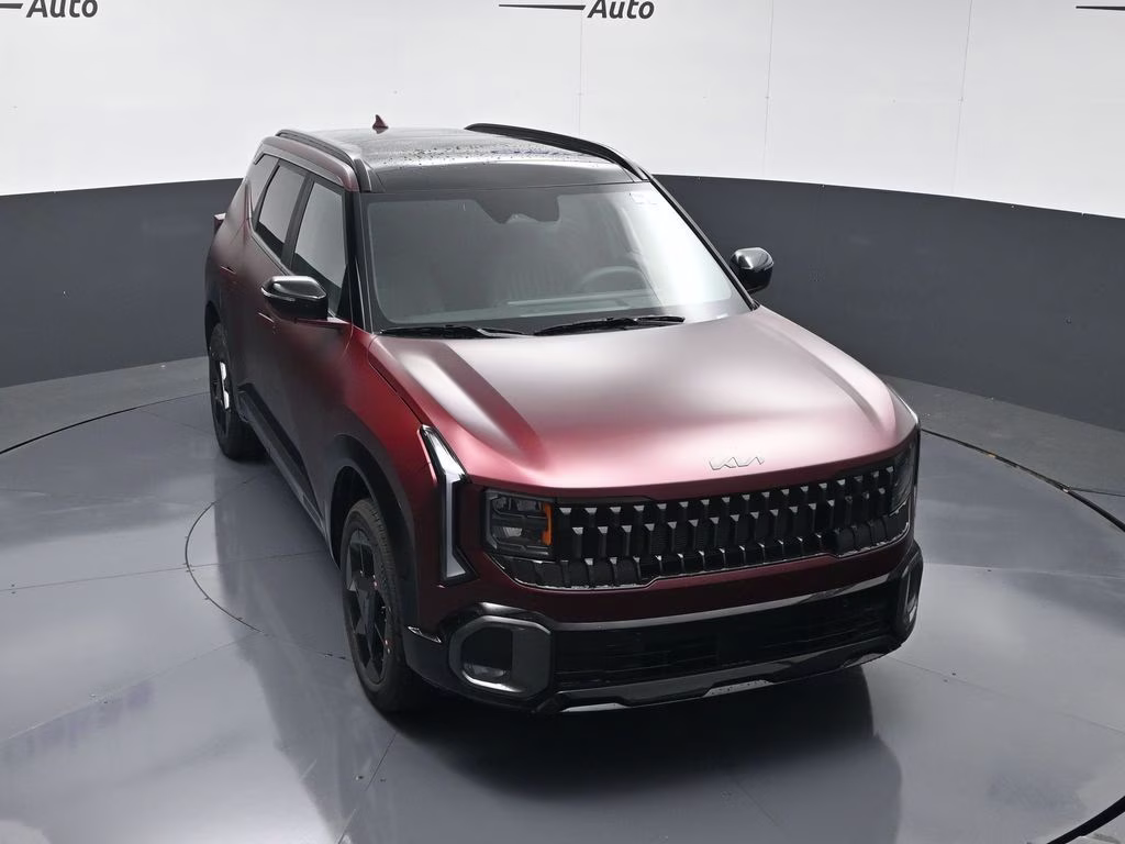 2027 Magma Red Matte Kia Seltos X-Line S AWD SUV