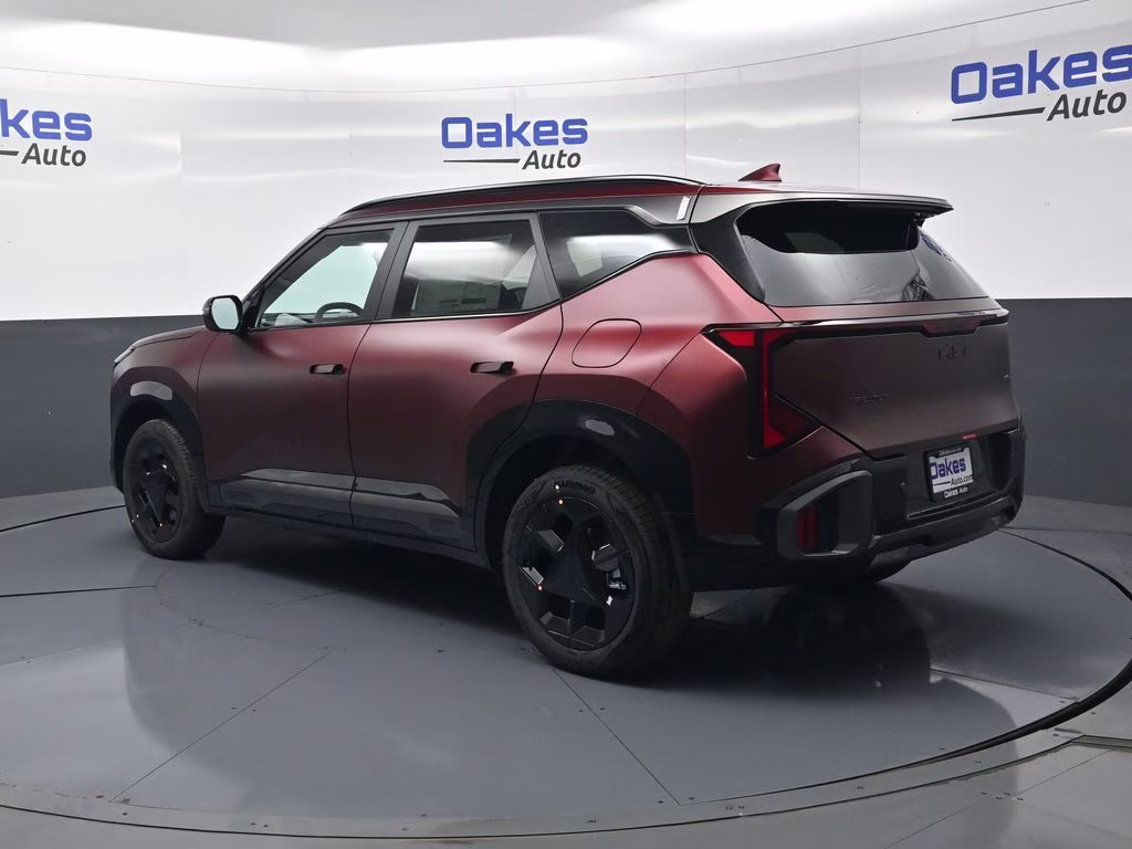2027 Magma Red Matte Kia Seltos X-Line S AWD SUV