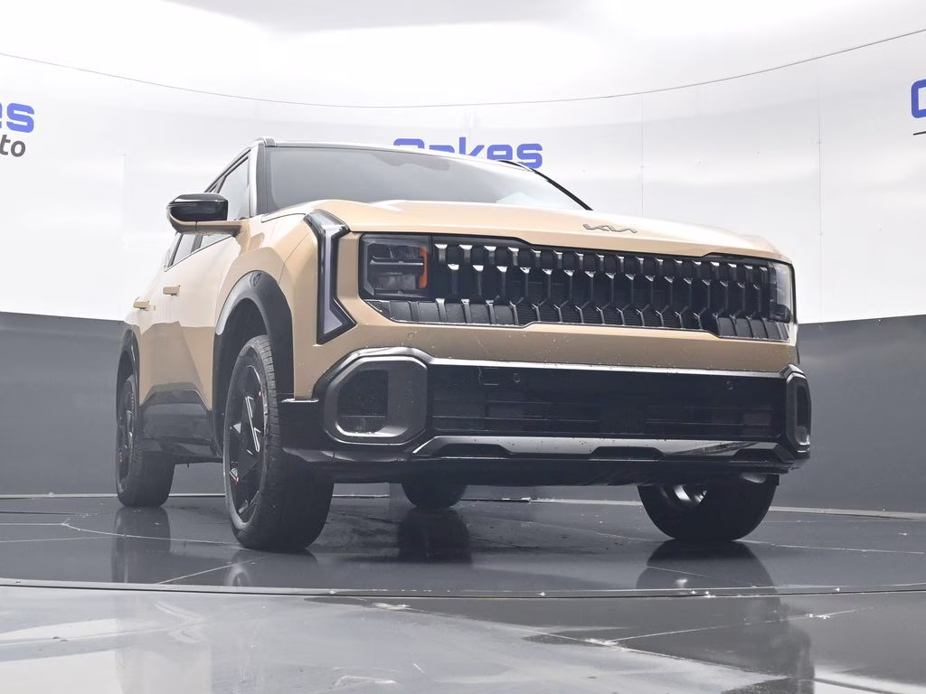2027 Terrain Brown Kia Seltos X-Line S AWD SUV
