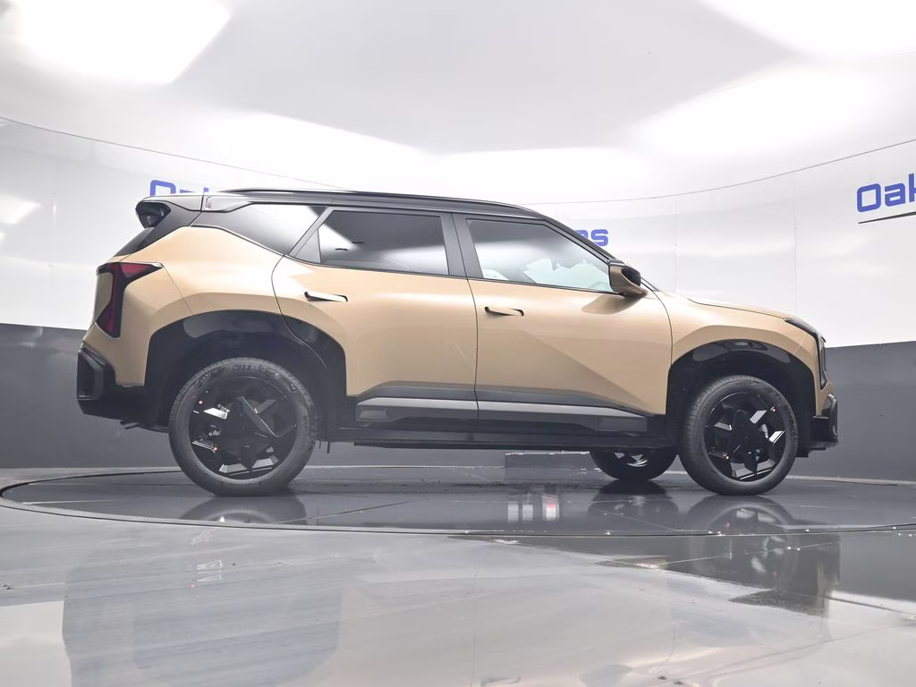 2027 Terrain Brown Kia Seltos X-Line S AWD SUV