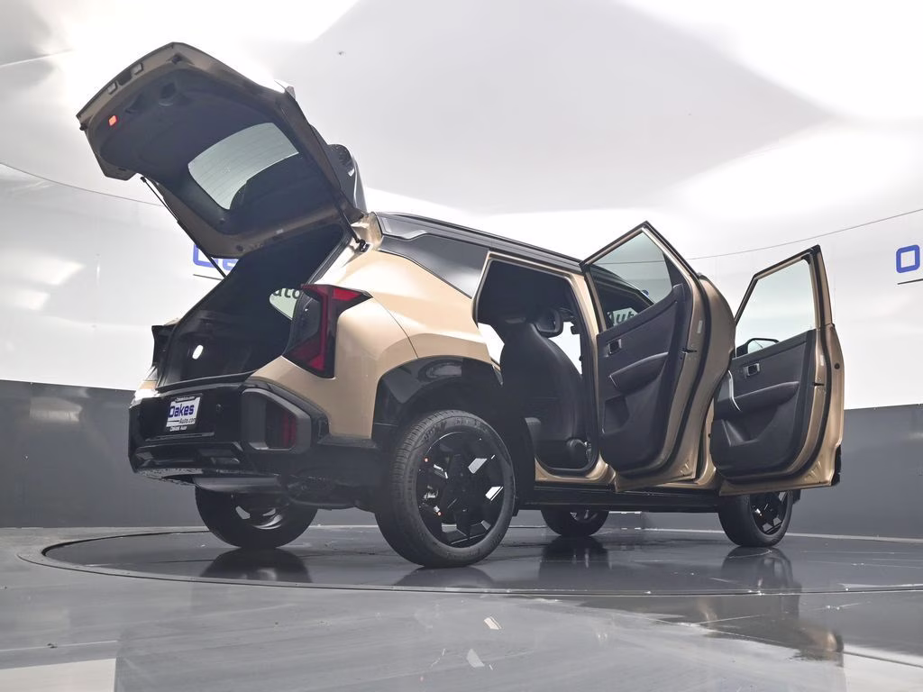 2027 Terrain Brown Kia Seltos X-Line S AWD SUV