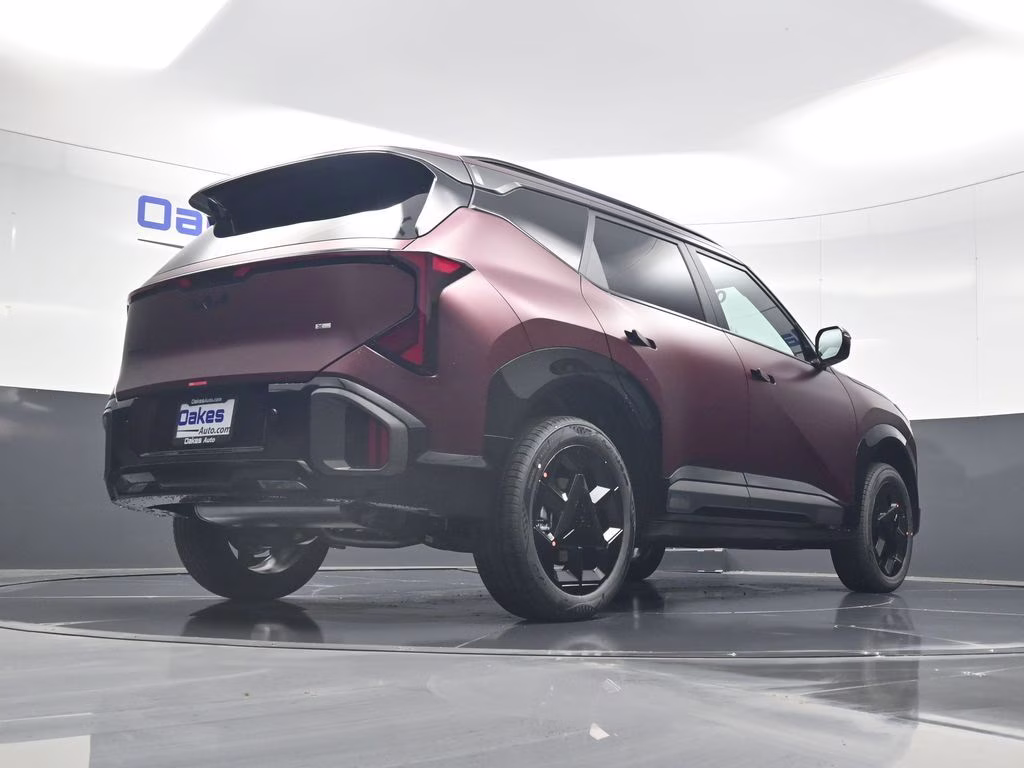 2027 Magma Red Matte Kia Seltos X-Line S AWD SUV
