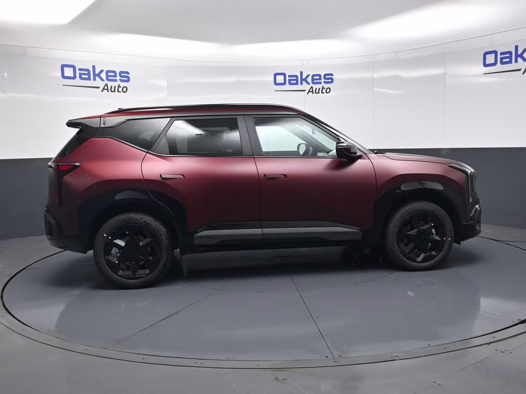 2027 Magma Red Matte Kia Seltos X-Line S AWD SUV