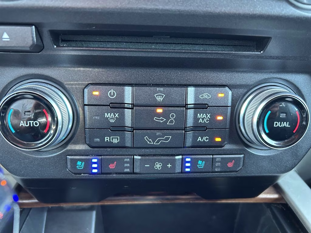 2018 Magnetic Ford F-150 Lariat 4X4 Truck