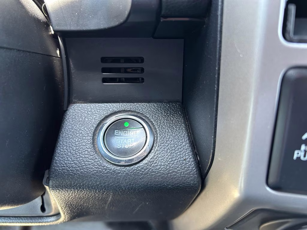 2018 Magnetic Ford F-150 Lariat 4X4 Truck