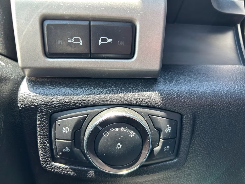 2018 Magnetic Ford F-150 Lariat 4X4 Truck