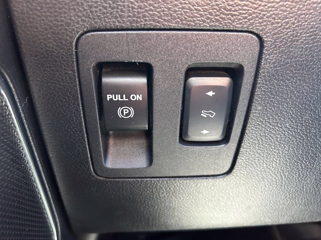2018 Magnetic Ford F-150 Lariat 4X4 Truck